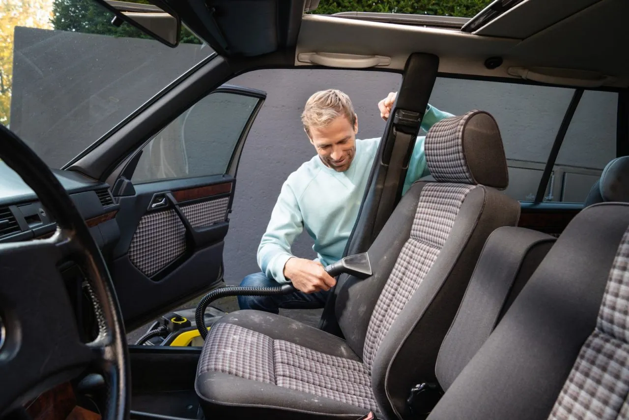 فرش شوی شارژی کارشر مدل Karcher SE3-18 - Image 4